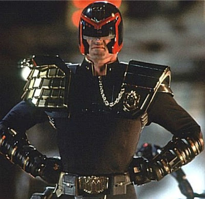 Fashion Superhero Dari Masa ke Masa