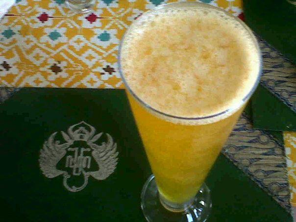 Bir dan Champagne Halal Untuk Penghangat di Musim Hujan