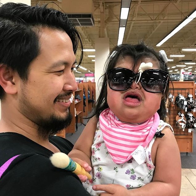 MASYA ALLAH ! Kesabaran Suami Istri Rupawan dan Anaknya yang Tuli &amp; Buta