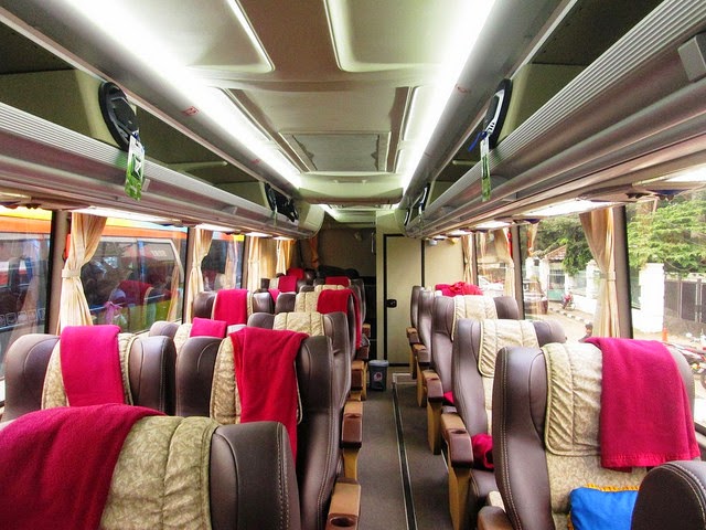 Pesona Bus Malam Dari Masa ke Masa 