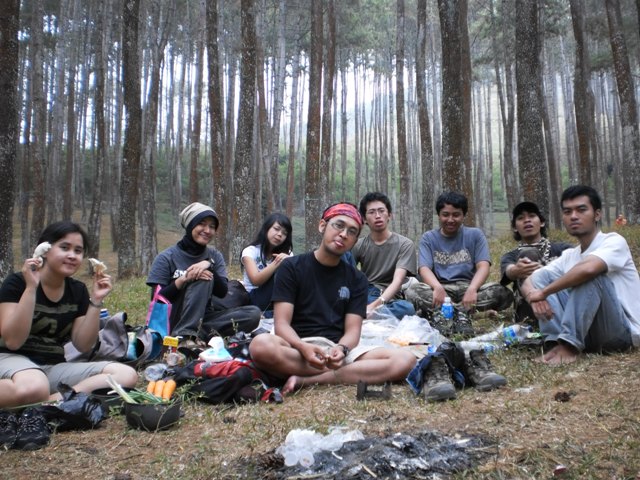 Geng Motor Naek Gunung