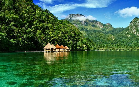 Pantai Ora, Surga Dunia di Indonesia