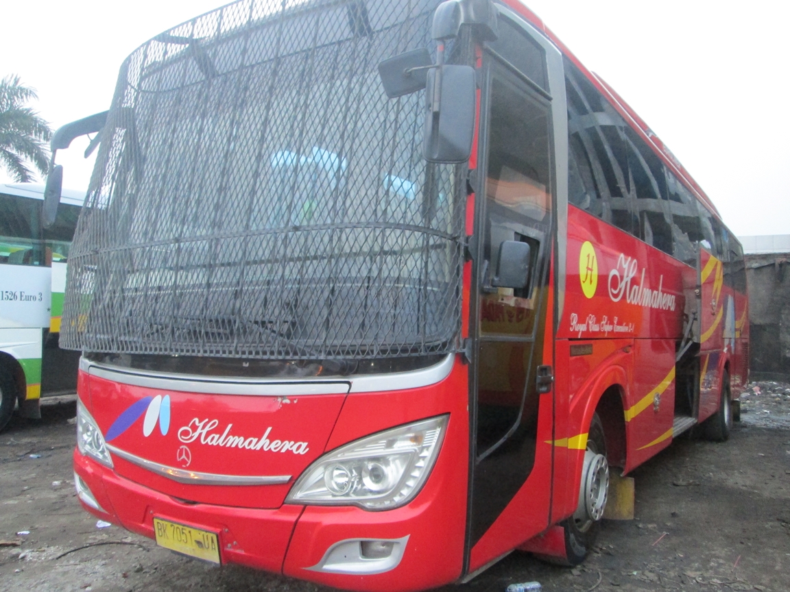 Mengenal Dua Bersaudara Asal Medan,Bus Makmur-Halmahera (King of Medan-PKU)