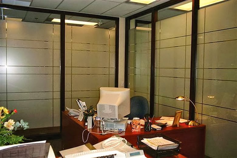 Desain Stiker Partisi Kantor Yang Ciamik