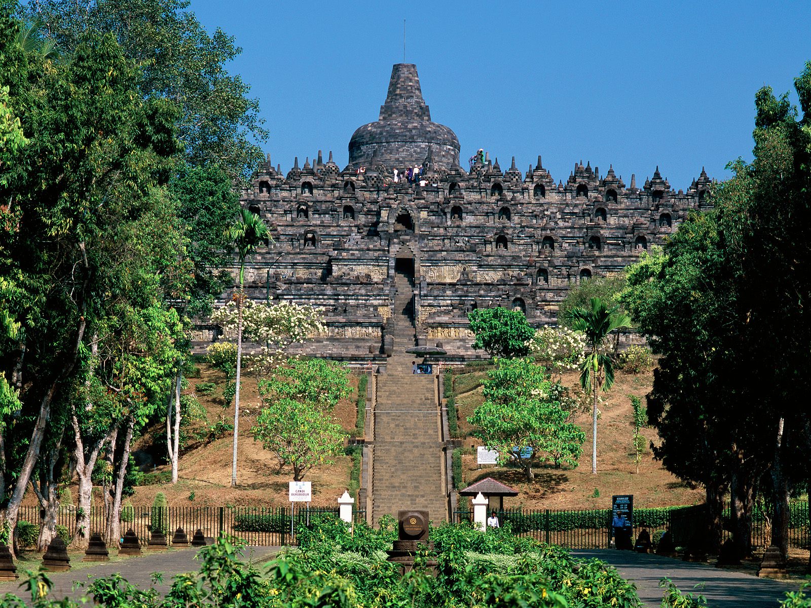 Ayo Gan.. Maen ke Magelang..