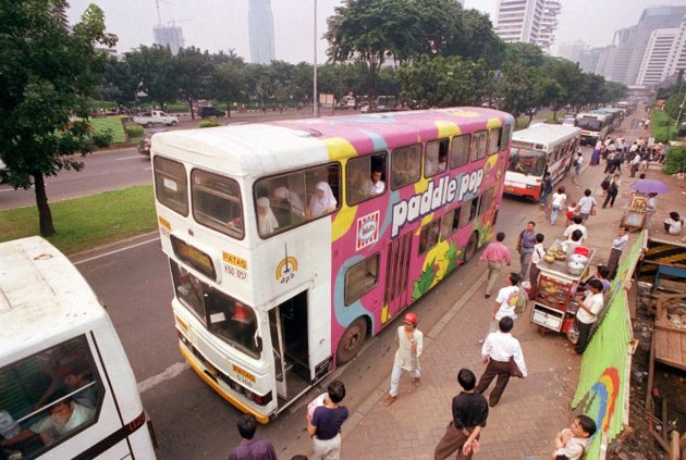 bus tingkat jakarta tempo dulu - Nostalgia