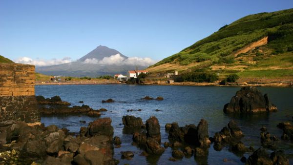 &#91;HOT NEWS&#93; 7 Gunung Dan Pulau Yang Terunik Di Dunia