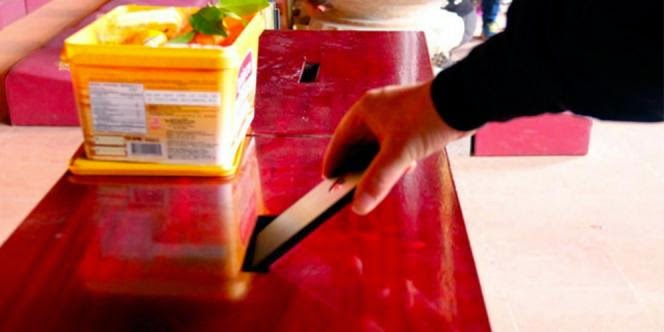 Cowok ini Masukkan iPhone 6 ke Kotak Amal