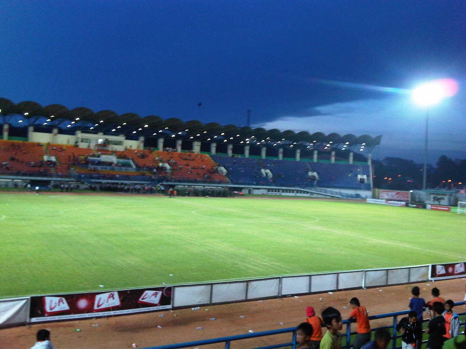 STADION INTERNASIONAL DI INDONESIA