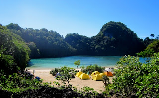 Foto Pantai-Pantai Indah di Pulau Jawa