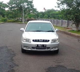 Hyundai Verna GLS AT Th'2002/2001 Silver Met Pjk Br, siap pakai!
