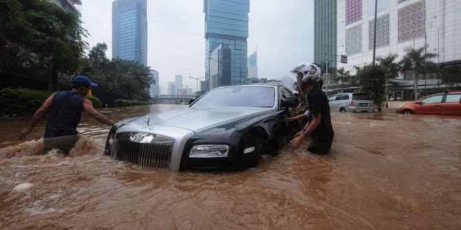 5 Kisah Lucu Soal Mobil Mewah di Ibu Kota