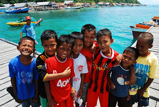 PULAU SEMBILAN EKSOTISME INDONESIA TENGAH