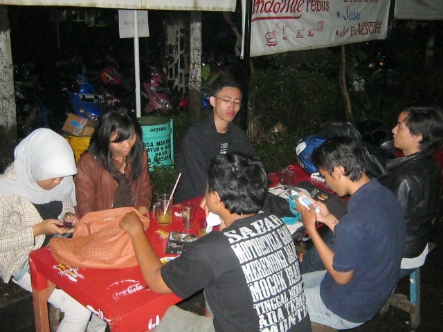 Penampakan Geng Motor di malam taun baru 2012 di Dago