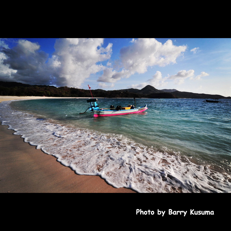 Inilah Pantai - Pantai terindah di Sumbawa Barat