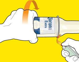 Yuk kreatif, bikin Gelas dari Botol dengan alat sederhana