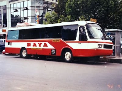 Foto Bus Jadul di Indonesia