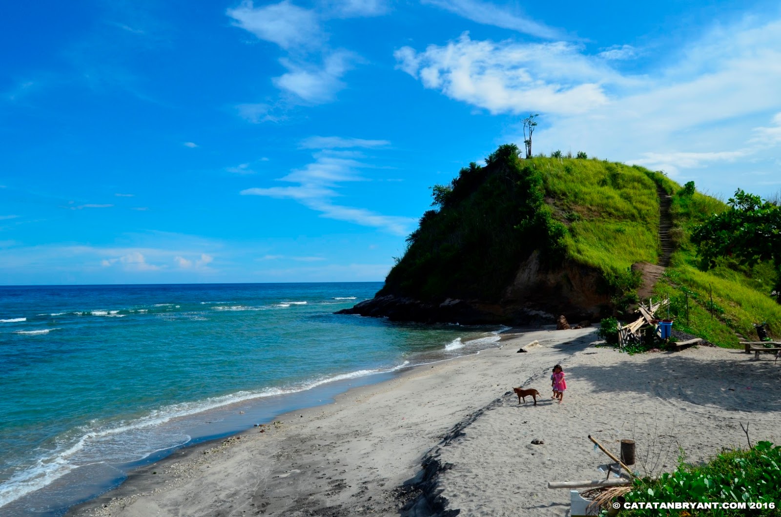 Pantai Mahembang, Pesona Kawasan Timur Minahasa