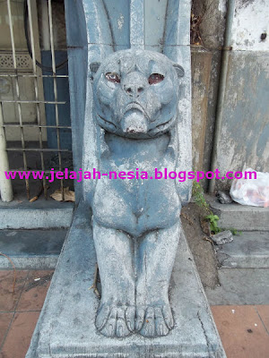 Mengenal Gedung Singa Di Kota Surabaya