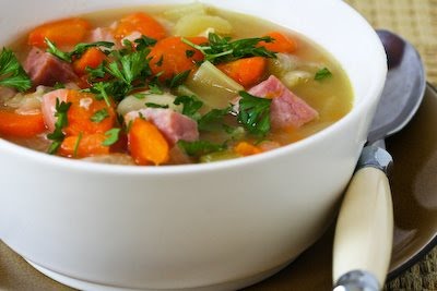 10 MAKANAN DIET YANG BISA BIKIN GEMUK!