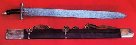 9 Pedang Pusaka Koleksi Dari Baginda Nabi Muhammad SAW