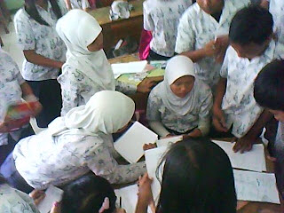 Yang Agan Lakukan Ketika Lupa Mengerjakan PR (Dulu dan Sekarang)