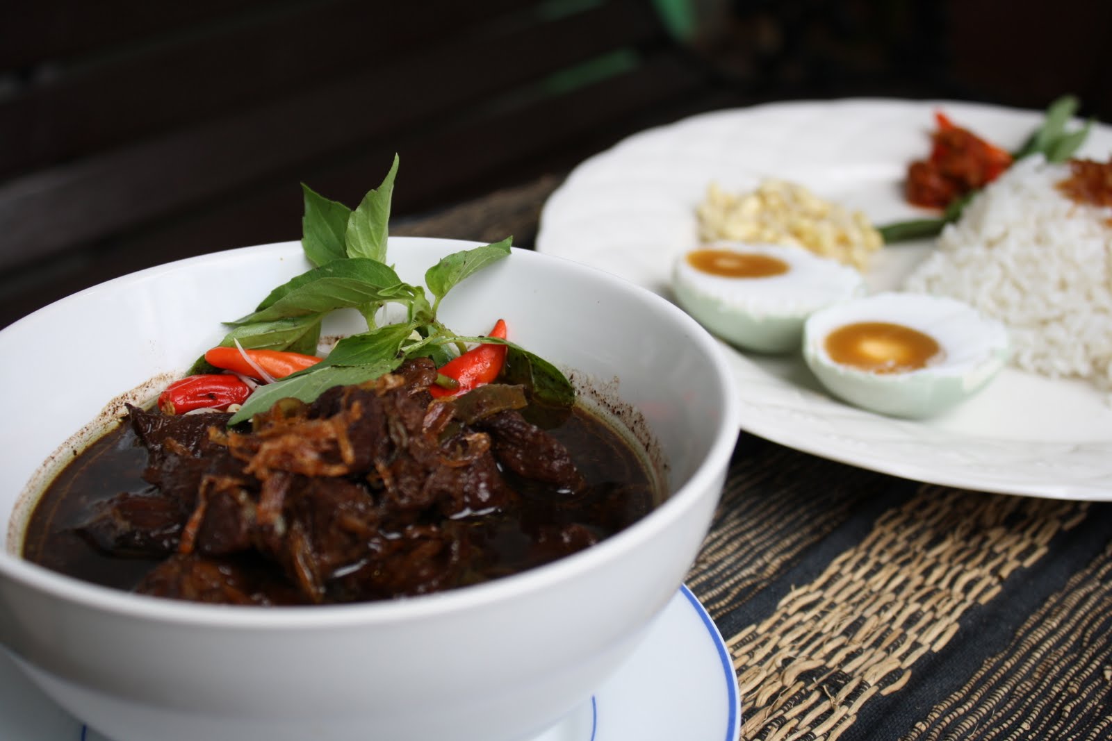 ~~~~~~~ Lezatnya Makanan Jawa Timur ~~~~~~~