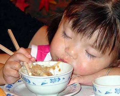 baby style, gaya tidur bayi yang bikin ngakak dan ngegemesin