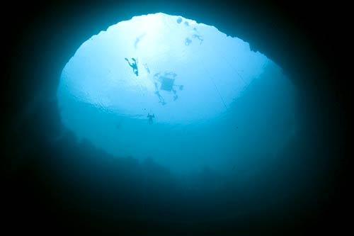 Lubang biru di Bahama 