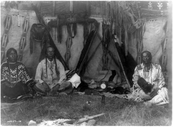 Suku Indian dan Tarian Ritual Indian-&#039;Apache&#039; - Amerika.