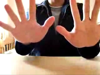 Trik Sulap Menghilangkan Koin (+PIC)