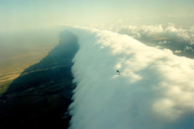 10 bentuk awan terindah paling indah