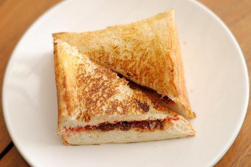 Astaga! Ternyata ini yang terjadi jika sarapan Roti tiap hari