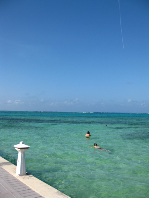 Menengok keindahan Cayman Islands (Kepulauan Cayman), negeri tanpa 'pajak' di Karibia