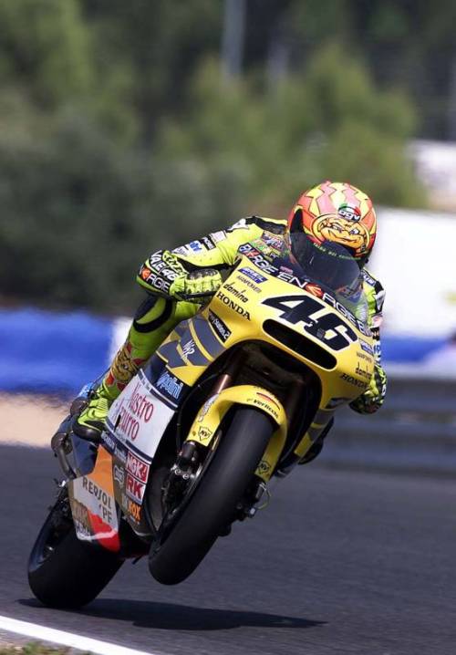ValleYellow berbicara tentang sepedamotor favoritnya di MotoGP gan!