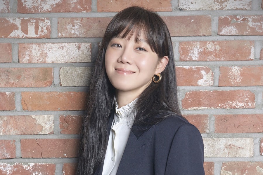 gong-hyo-jin-akan-jadi-peran-utama-dalam-drama-serial-netflix--woman-of-crisis