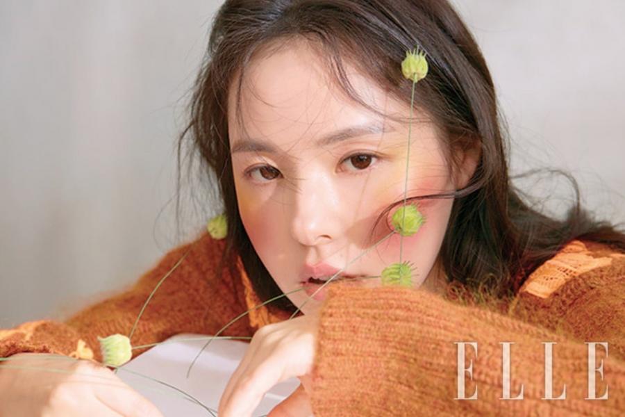 Potret Menggoda Min Hyo Rin untuk ELLE Korea