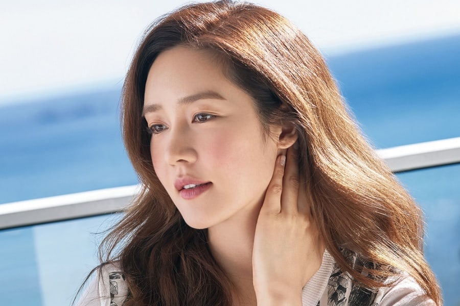 sung-yuri-umumkan-dirinya-hamil-anak-kembar