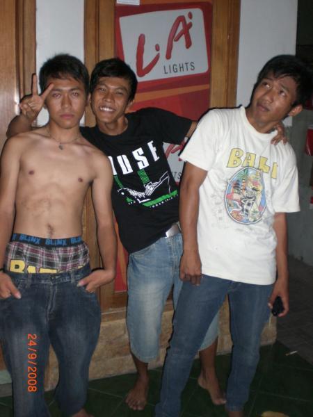 Baju Lama Bisa Jadi Baru Lagi di Hari Lebaran