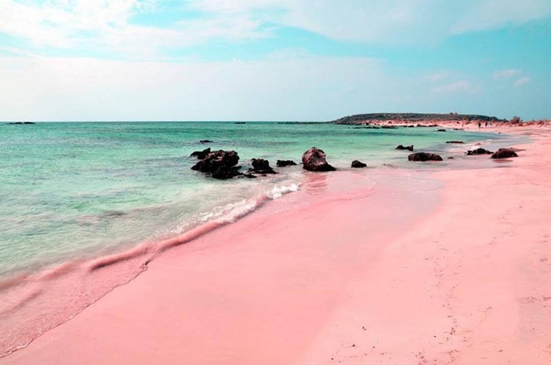 Serunya Liburan di Pantai Ngadipuro Trenggalek