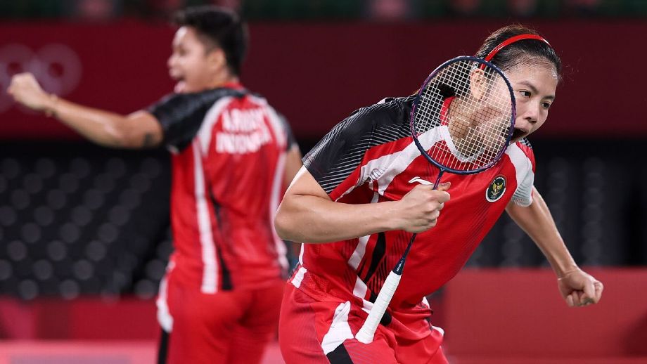 Polii, Rahayu assure Indonesia of historic first women's doubles medal