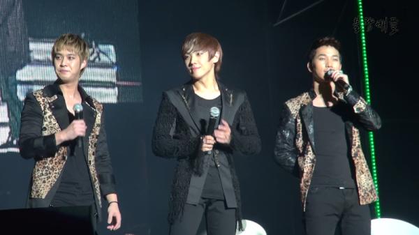 kpopmblaq--506564866047001music-boys-live-in-absolute-quality