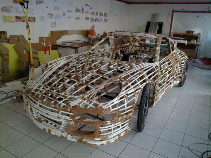 &#91;REPOST&#93; UNIK gan !!! Ada Sepeda dimodif jadi MOBIL PORSCHE FERDINAND GT3 RS