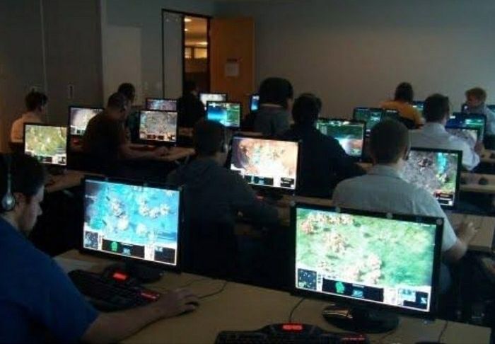 Jalan-Jalan ke Kantor Pusat Blizzard