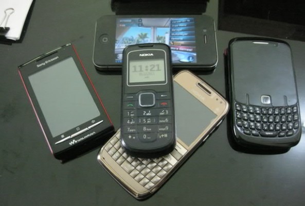 Nokia 1202 Saya Lebih Canggih dari: Android, Blackberry, iPhone dan Symbian