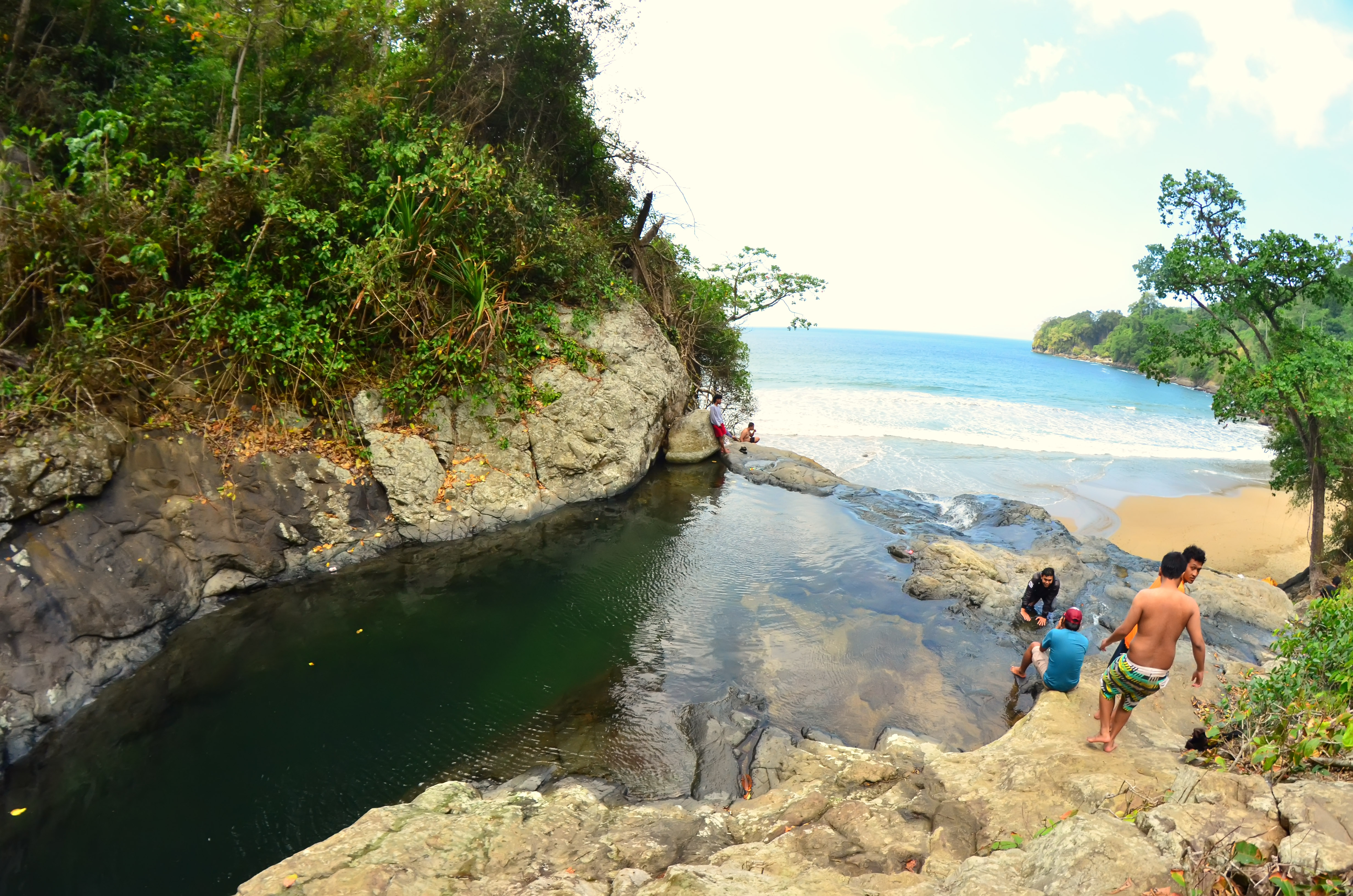 Pantai Banyu Anjlok yang sangat Indah KASKUS Pantai Banyu Anjlok yang sangat Indah KASKUS