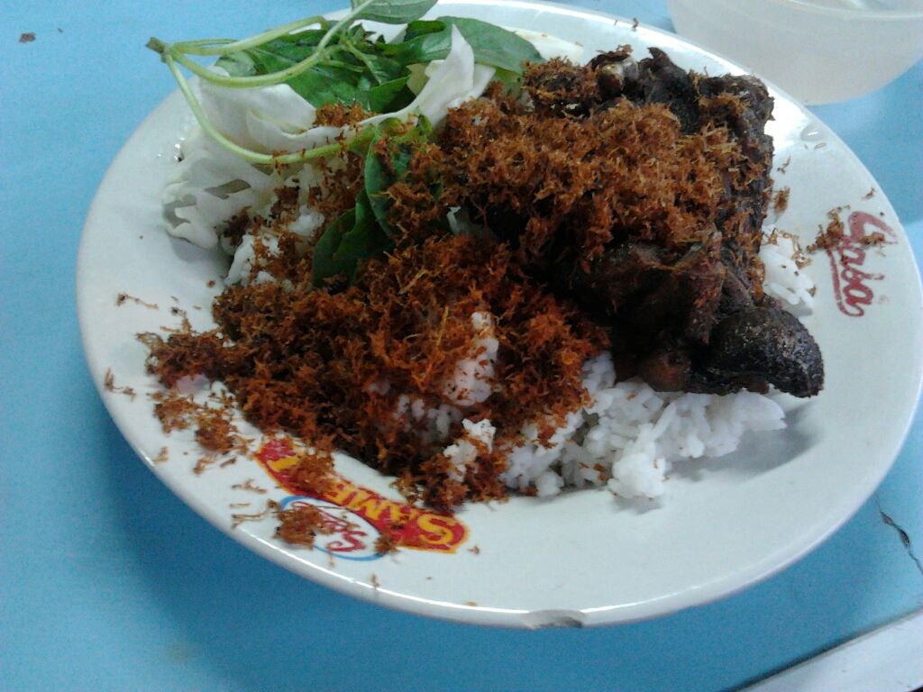 ~~~~~~~ Lezatnya Makanan Jawa Timur ~~~~~~~