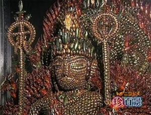 7 Patung-patung Paling Nyentrik di Dunia
