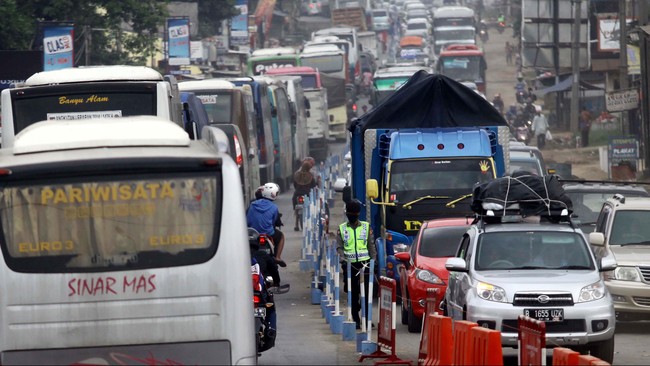 in-memoriam-cerita-horor-mudik-dari-jomin-hingga-toilet-bau