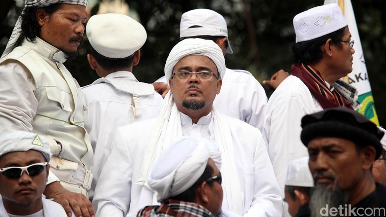 Detik-detik Penjemputan-Penahanan Habib Rizieq oleh Intelijen Saudi